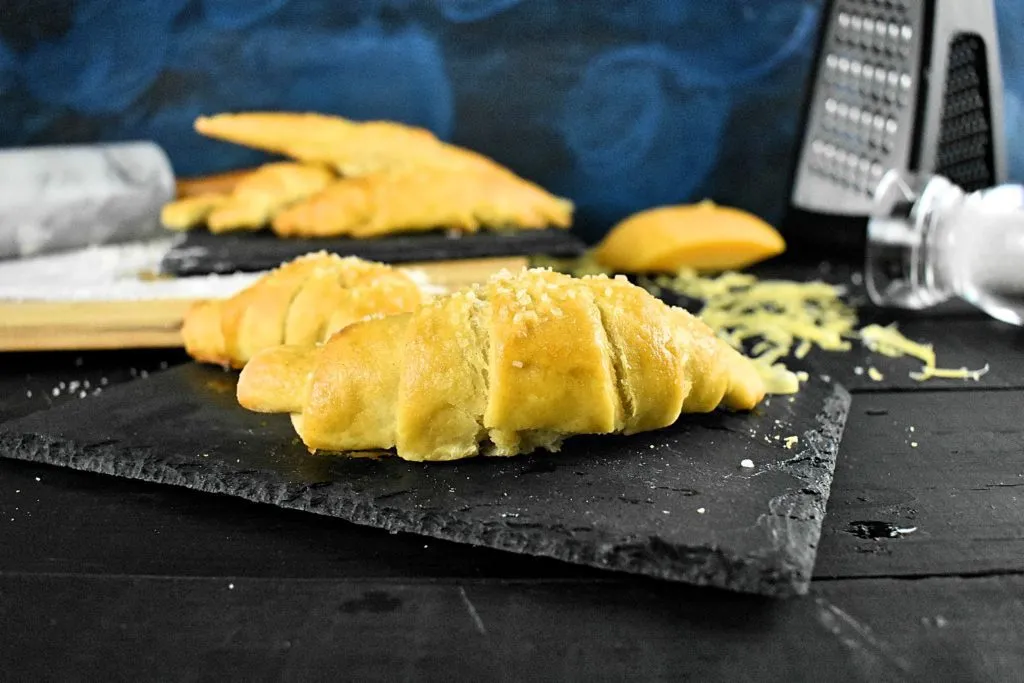 Cheese-stuffed-crescent-roll-11-SunCakeMom