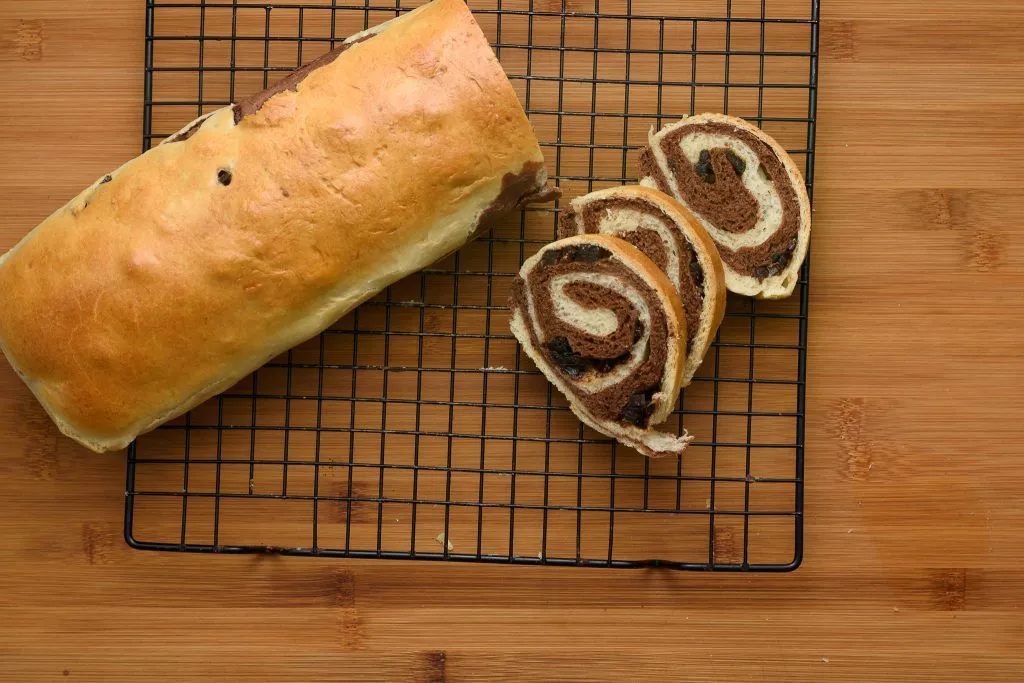 Chocolate roll recipe - SunCakeMom