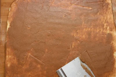 Cinnamon pull apart bread - SunCakeMom