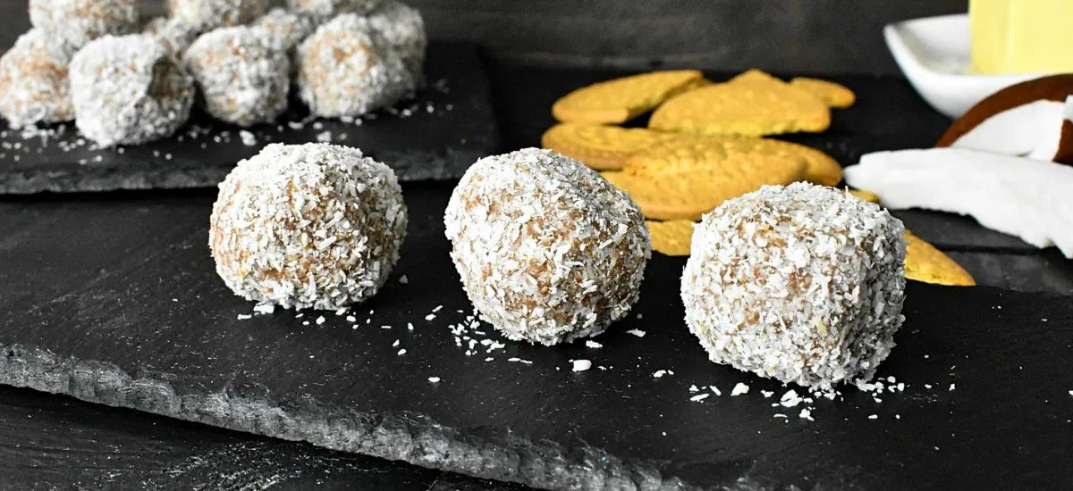 Simple-sugarfree-coconut-bliss-balls-1-SunCakeMom