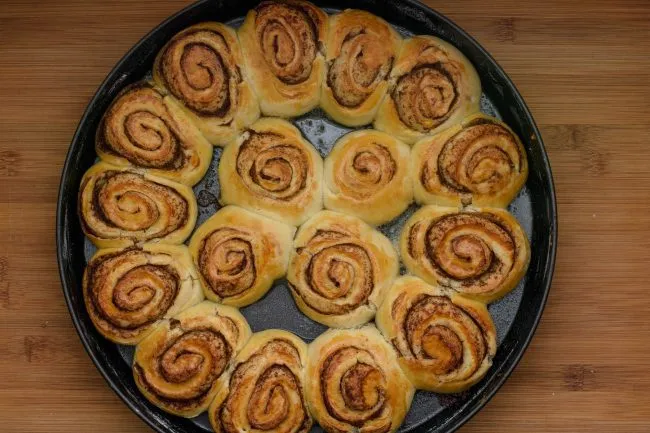 Cinnamon roll recipe -SunCakeMom