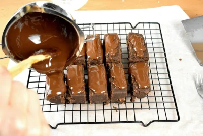Leftover-cake-recipe-process-10-SunCakeMom