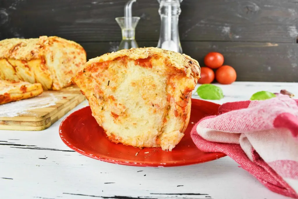 Pull-apart-pizza-bread-2-SunCakeMom