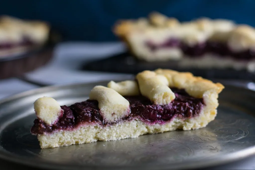 Gluten-free-cherry-pie-1-SunCakeMom