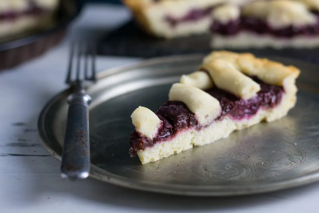 Gluten-free-cherry-pie-2-SunCakeMom