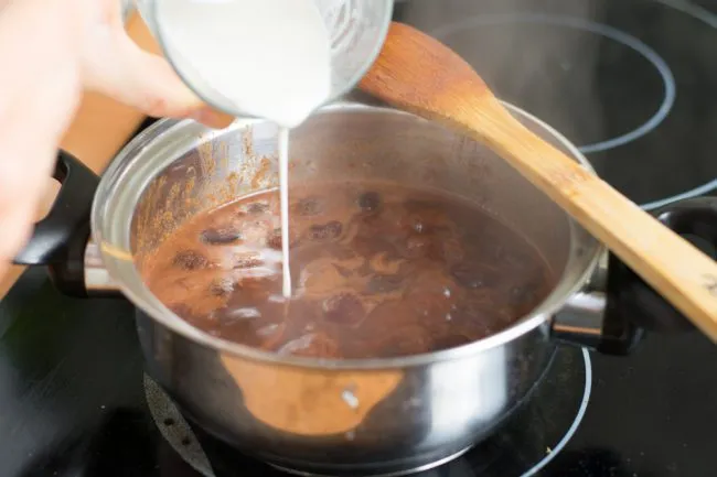 Gluten-free-cherry-pie-Process-4-SunCakeMom