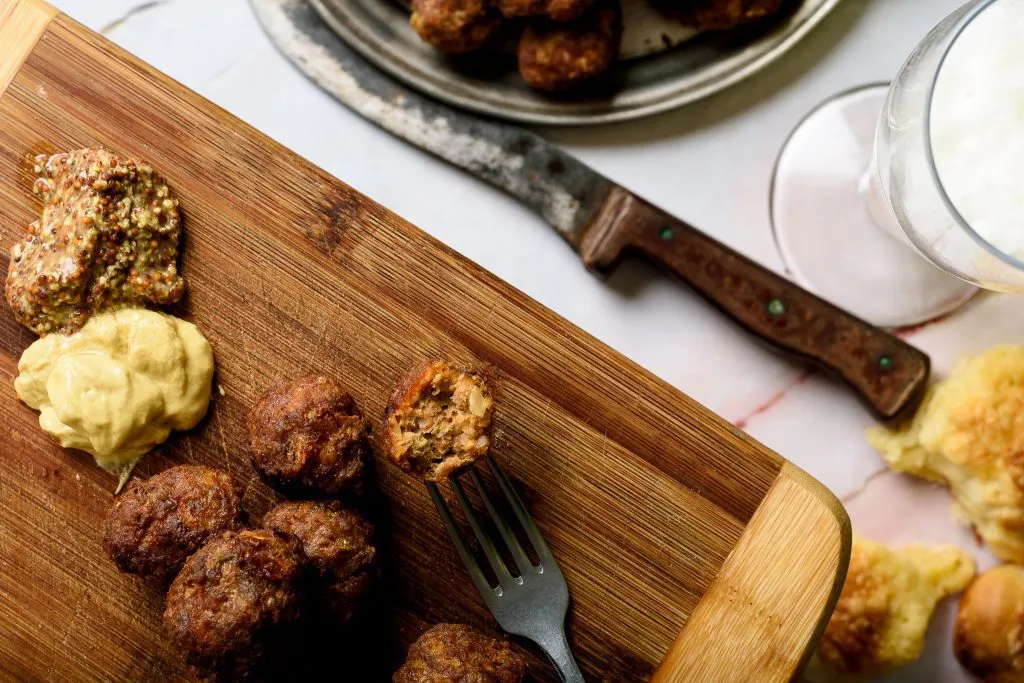 Low carb meatballs - SunCakeMom