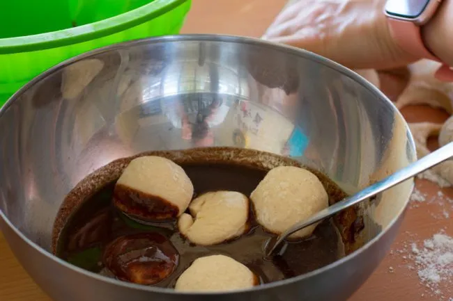 Cinnamon-monkey-bread-recipe-Process-13-SunCakeMom