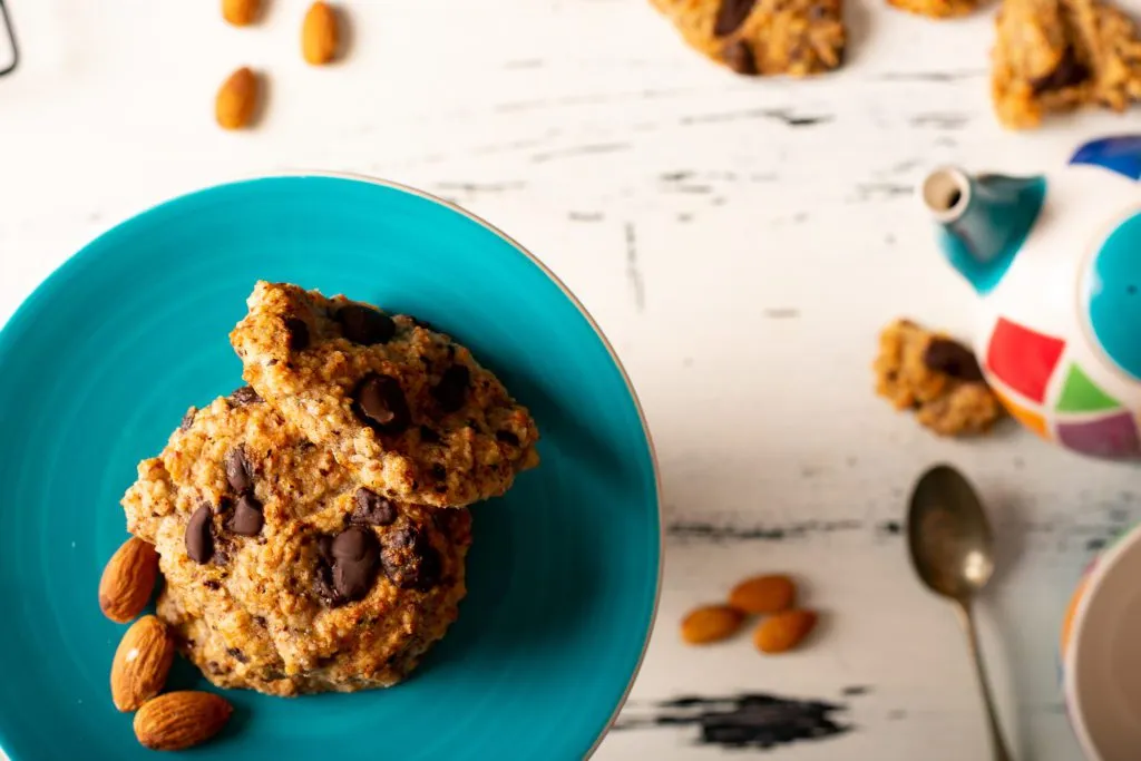 Almond-flour-cookies-with-chocolate-chips-4-SunCakeMom