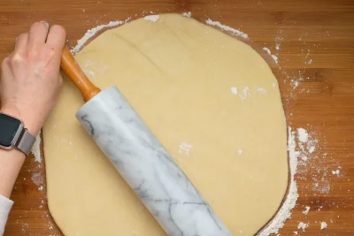 Pie-crust-process-gp-SunCakeMom-3