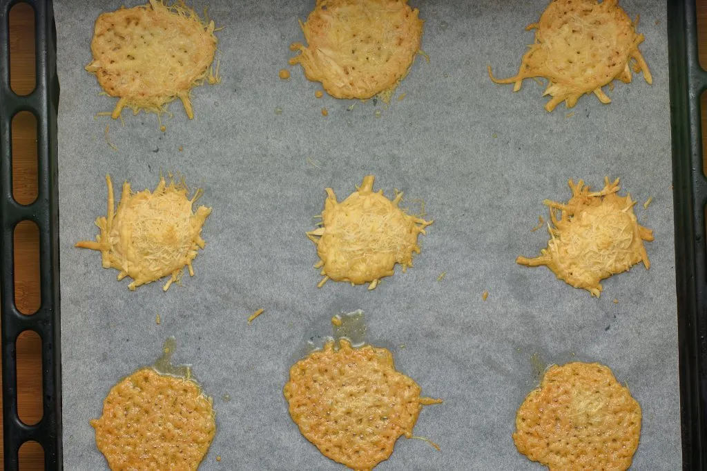 Cheddar-chips-recipe-Process-10-SunCakeMom