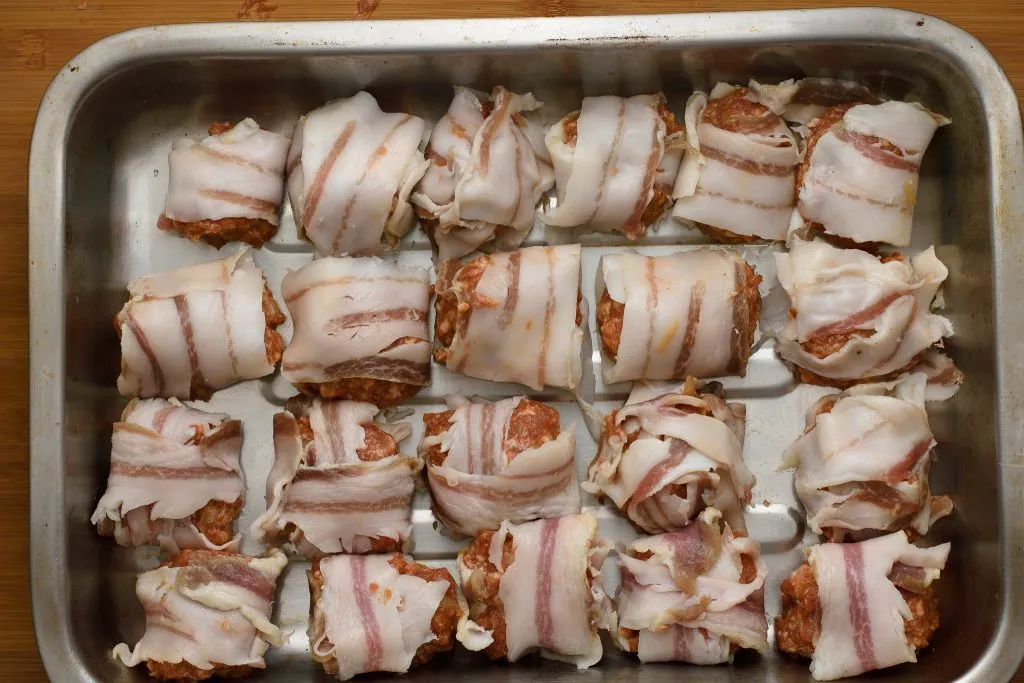 Bacon wrapped meatballs - SunCakeMom