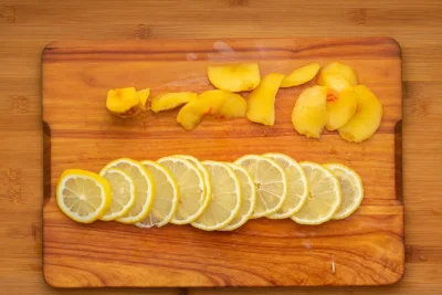 Peach Lemonade & Peach Drinks - SunCakeMom