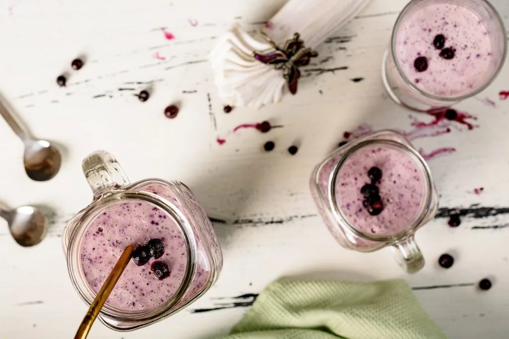 Blueberry smoothie recipe - SunCakeMom