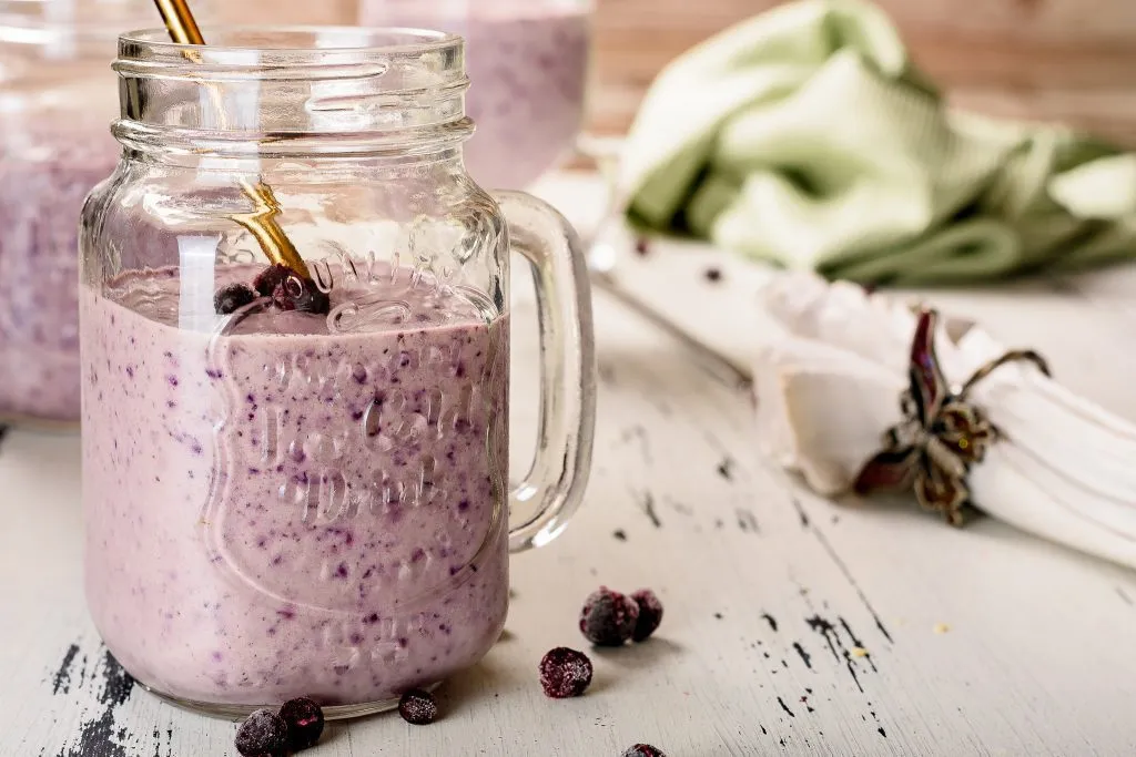 Blueberry smoothie recipe - SunCakeMom