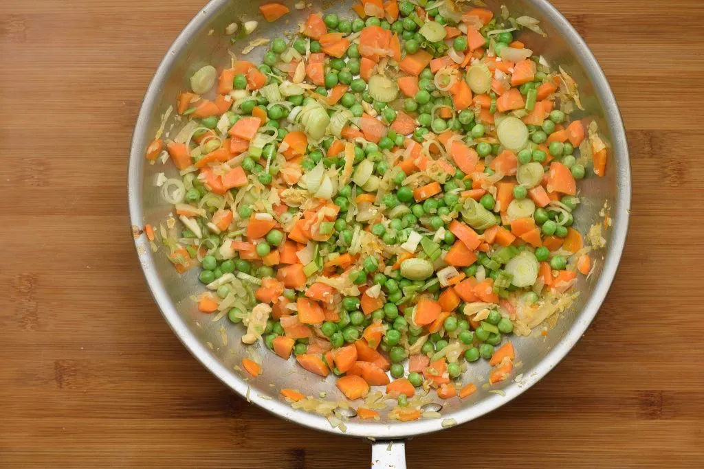 Cauliflower chicken fried rice recipe - SunCakeMom