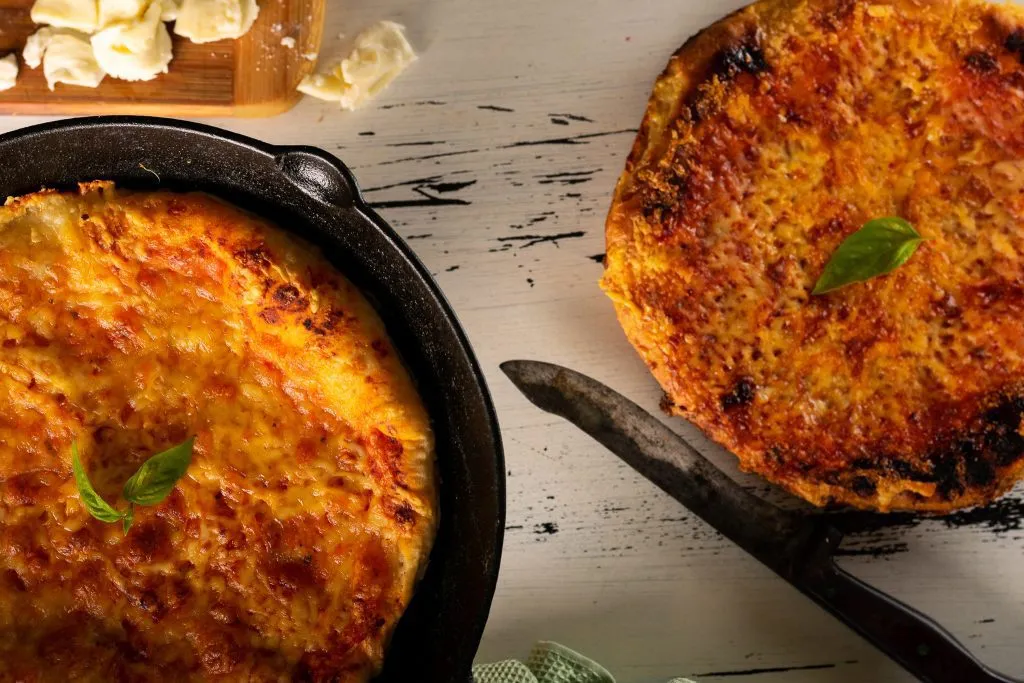 Skillet pizza recipe - SunCakeMom