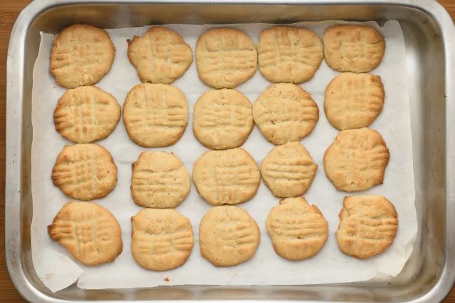 Hazelnut cookies recipe - SunCakeMom