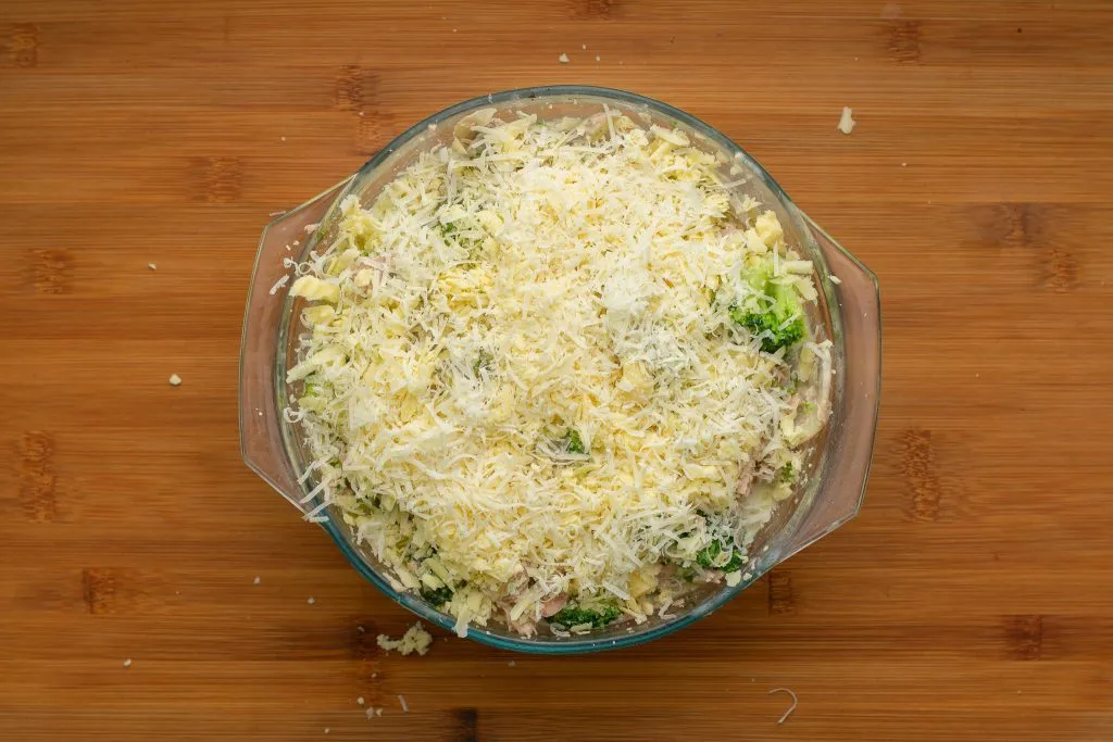 Tuna casserole recipe - SunCakeMom