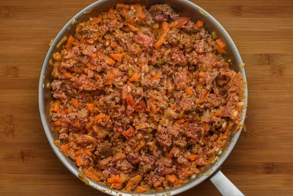 Mirepoix-paprika-tomato-ground-meat SunCakeMom