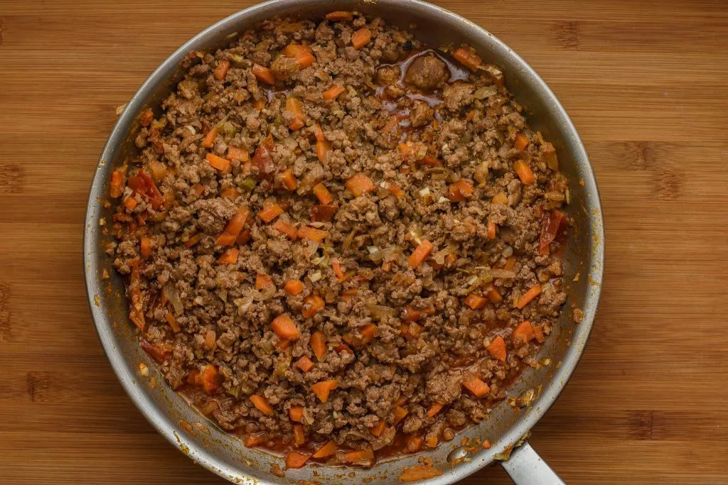 Mirepoix-paprika-tomato-ground-meat SunCakeMom