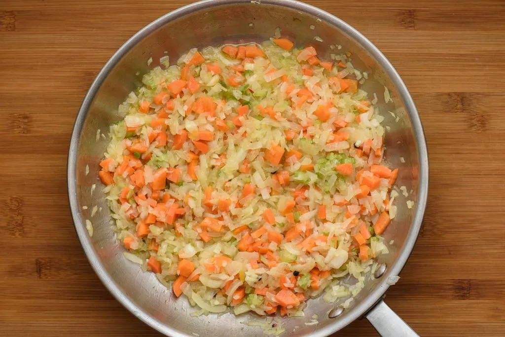 Mirepoix SunCakeMom