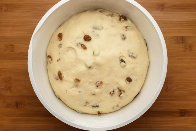 Raisin bread recipe - SunCakeMom