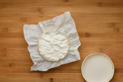 Baked brie recipe - SunCakeMom