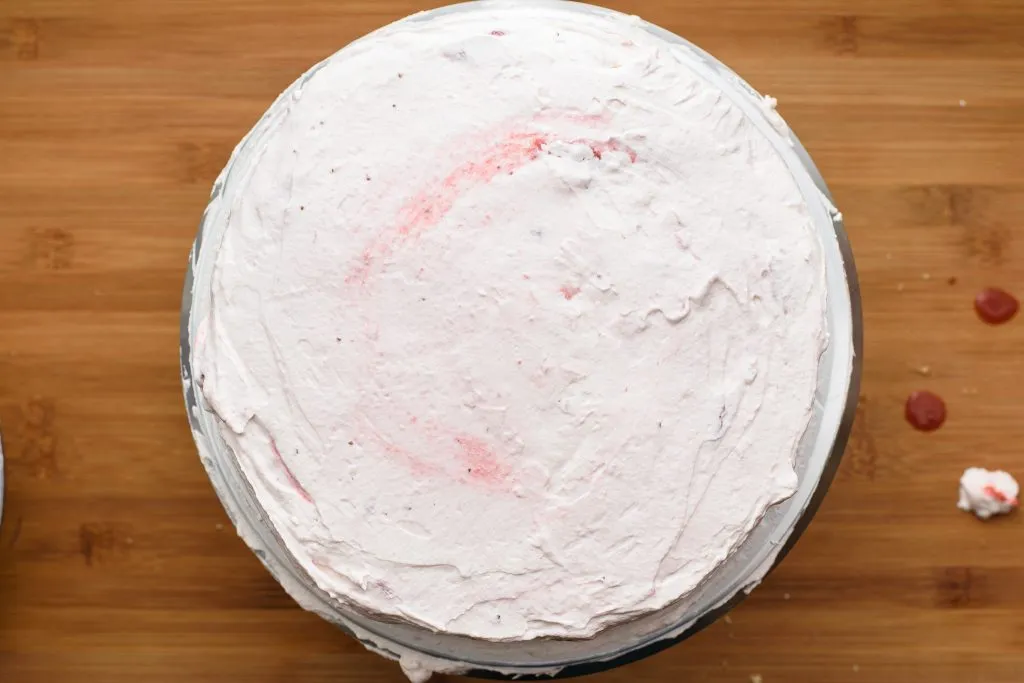 Strawberry lemonade cake - SunCakeMom