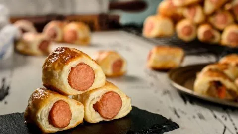 Sausage roll recipe - SunCakeMom