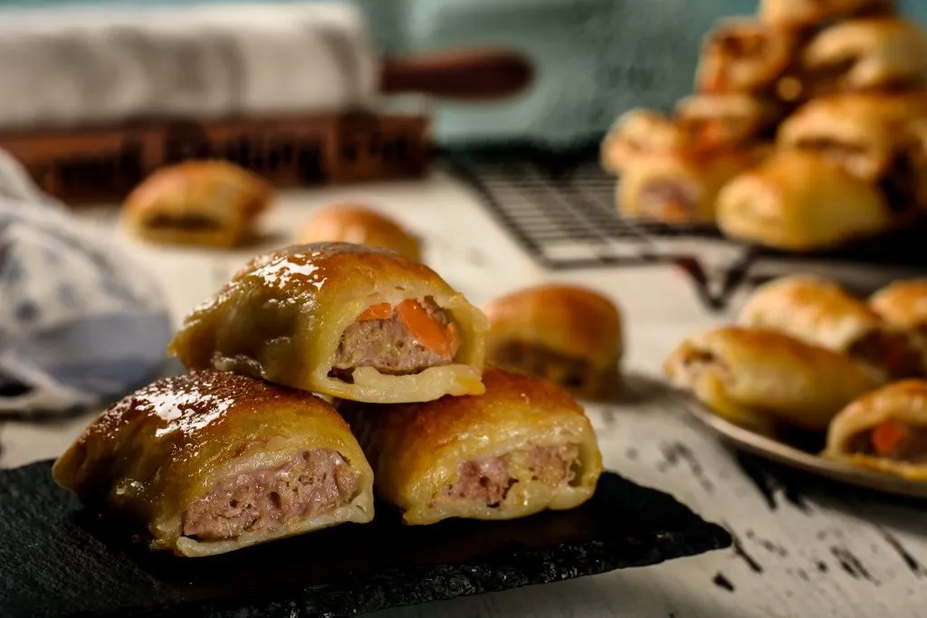 Sausage roll recipe - SunCakeMom