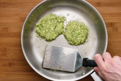 Broccoli fritters recipe - SunCakeMom