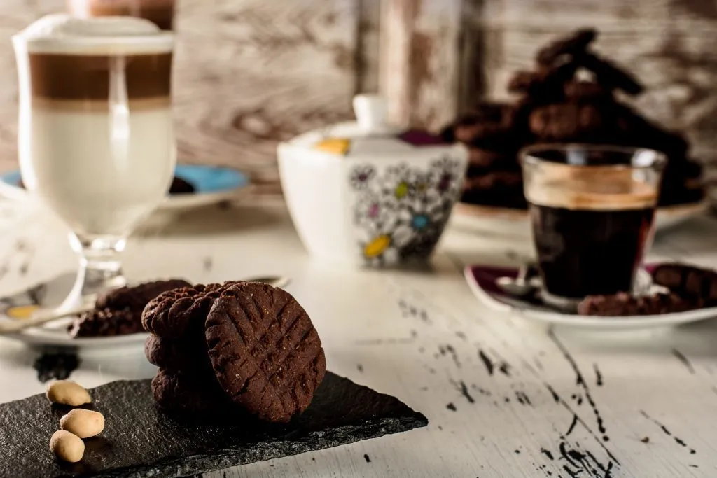 Chocolate peanut butter cookies - SunCakeMom