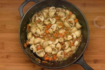 Chicken fricassee recipe - SunCakeMom