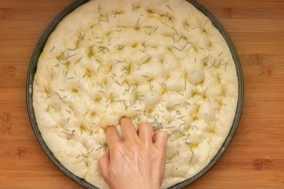 Focaccia bread recipe - SunCakeMom
