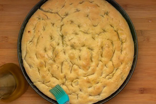 Focaccia bread recipe - SunCakeMom