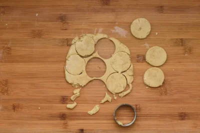 Almond-butter-cookies--gp-SunCakeMom