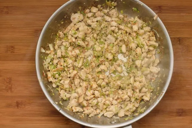 Chicken-breast-green-onion-scallion-diced-cut-small-sear-skillet--gp--1-SunCakeMom