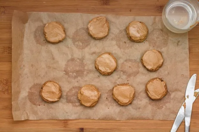 Tagalong cookies - Peanut butter patties Recipe - SunCakeMom