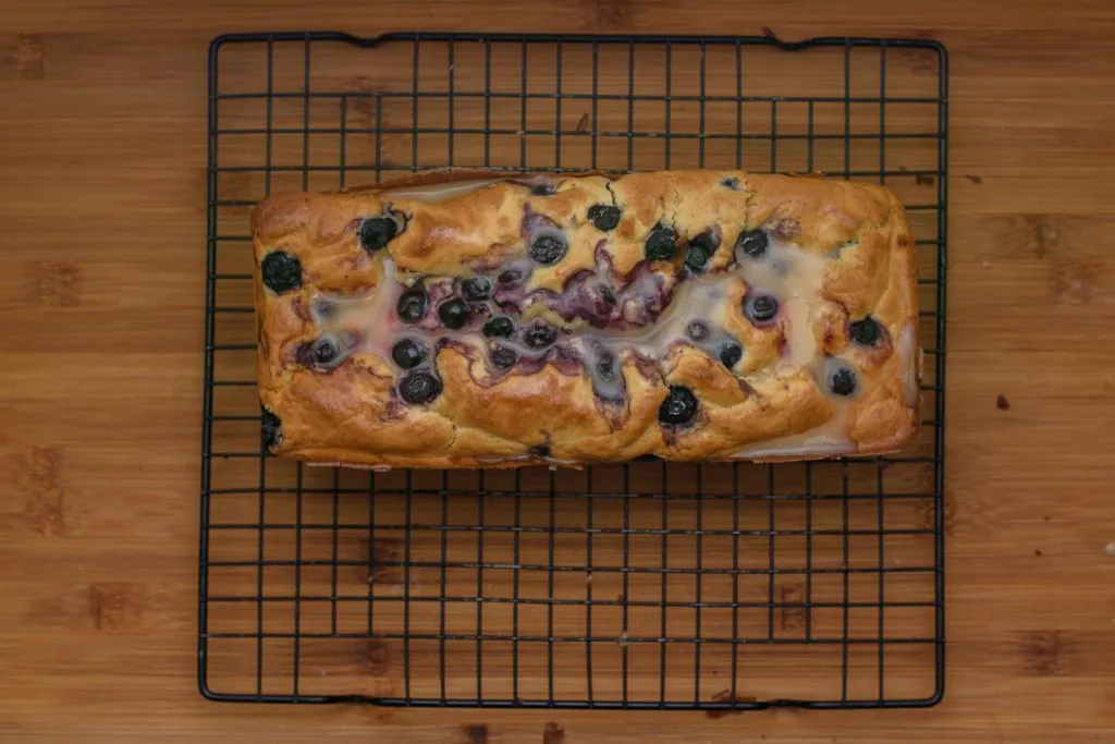 Blueberry lemon loaf recipe - SunCakeMom