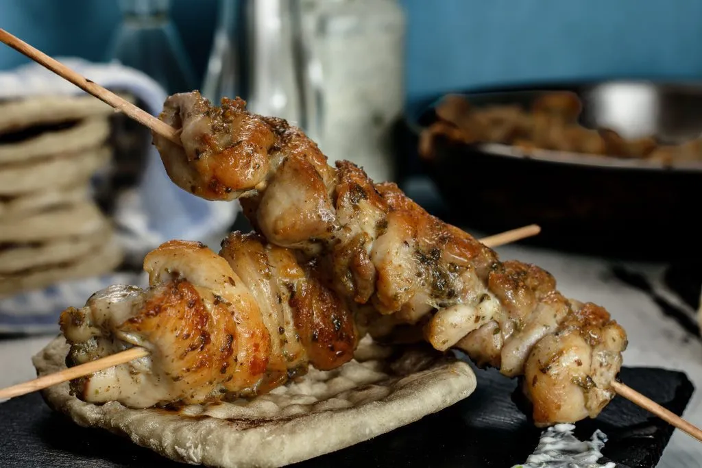 Chicken souvlaki recipe - SunCakeMom