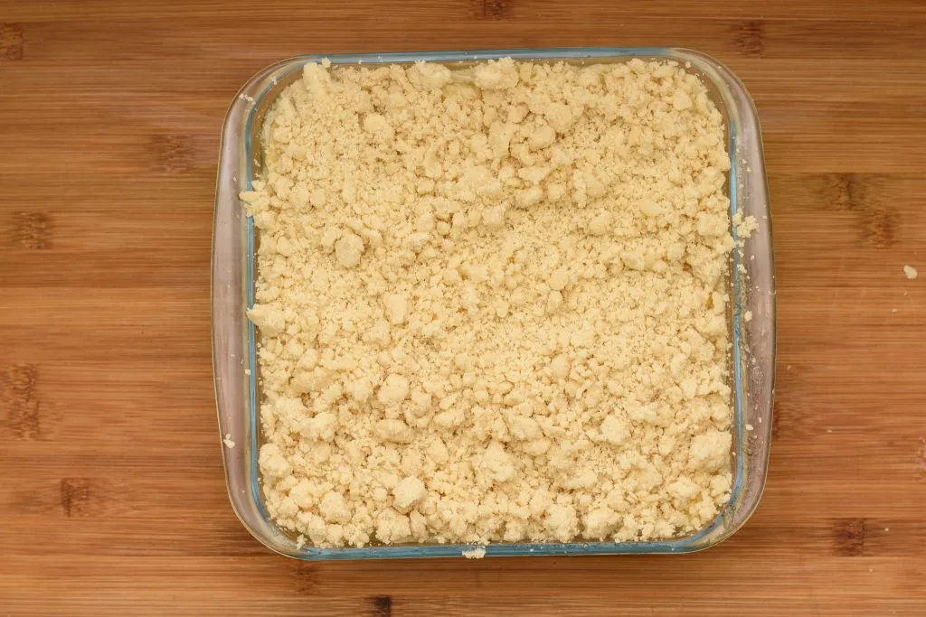 Apple-crumble-apple-crisp-recipe-Process-3-SunCakeMom