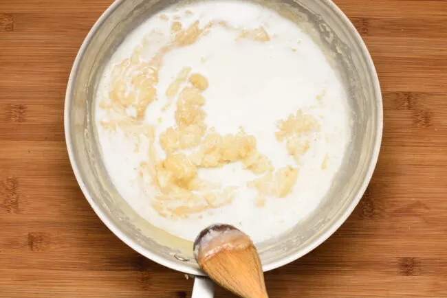 Bechamel-sauce-butter-flour-milk--gp--2-SunCakeMom