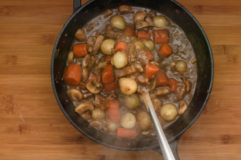 Coq au vin recipe - SunCakeMom