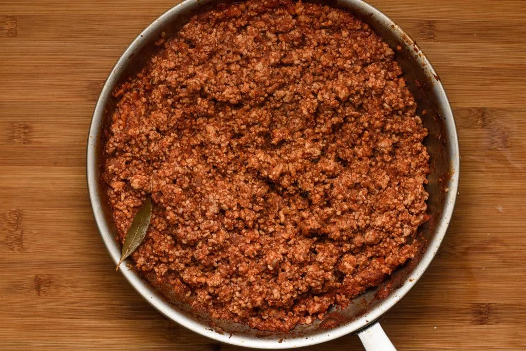 Ground-meat-tomato-sauce-skillet--gp--2-SunCakeMom