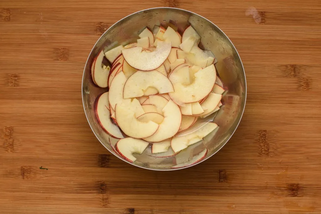 Apple-roses-recipe-Process-2-SunCakeMom