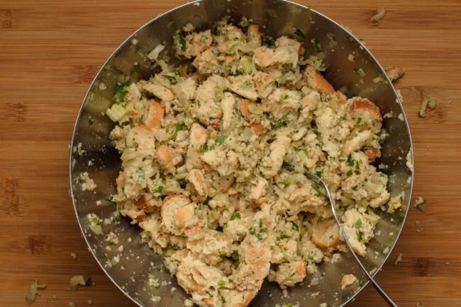 Onion-celery-bread-stuffing-mix--gp--3-SunCakeMom