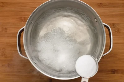 Baking-soda-water-pot--gp--1-SunCakeMom