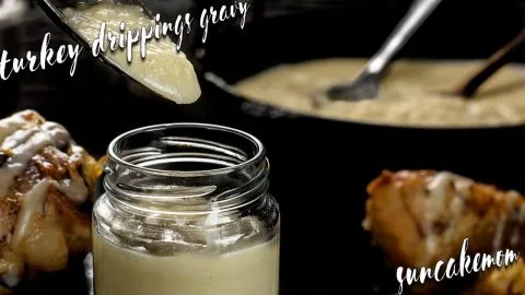 Turkey-drippings-gravy-recipe-16x9-SunCakeMom